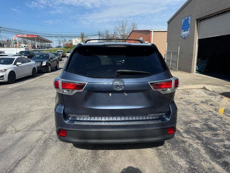 Used 2015 Toyota Highlander Limited image 6