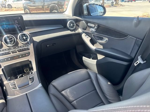 Used 2021 Mercedes-Benz GLC 300 image 17