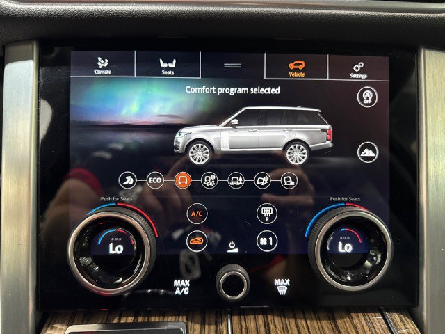 Used 2018 Land Rover Range Rover image 68