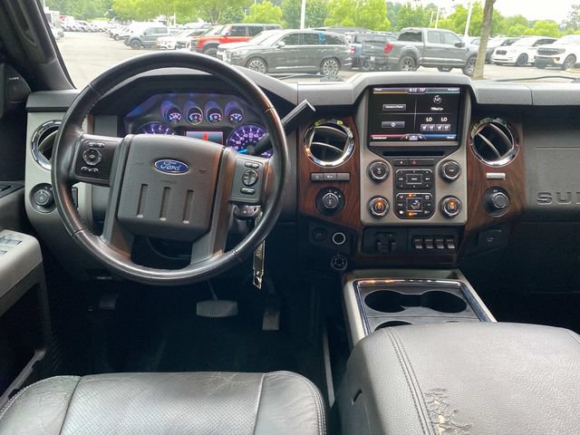 Used 2015 Ford F250 Lariat w/ Lariat Interior Package AWD/4WD image 8