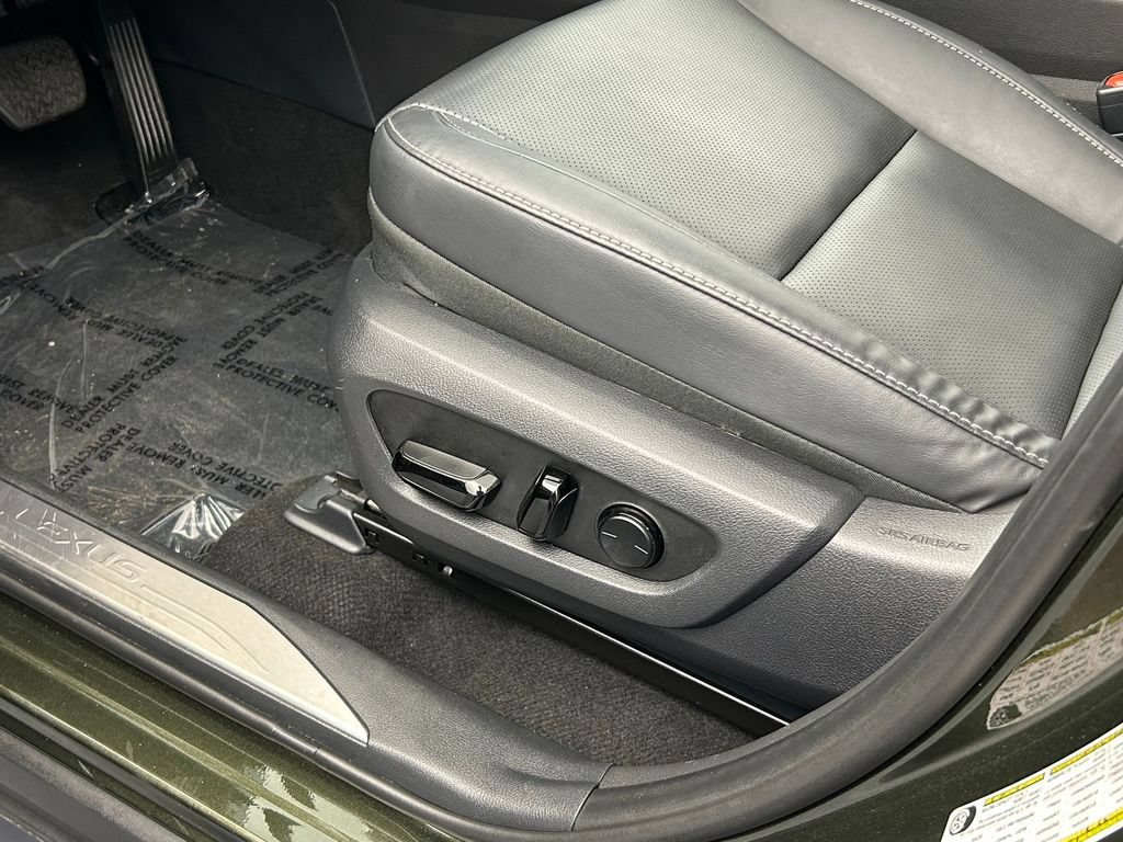 Used 2025 Lexus NX 250 FWD w/ Cold Area Package image 14