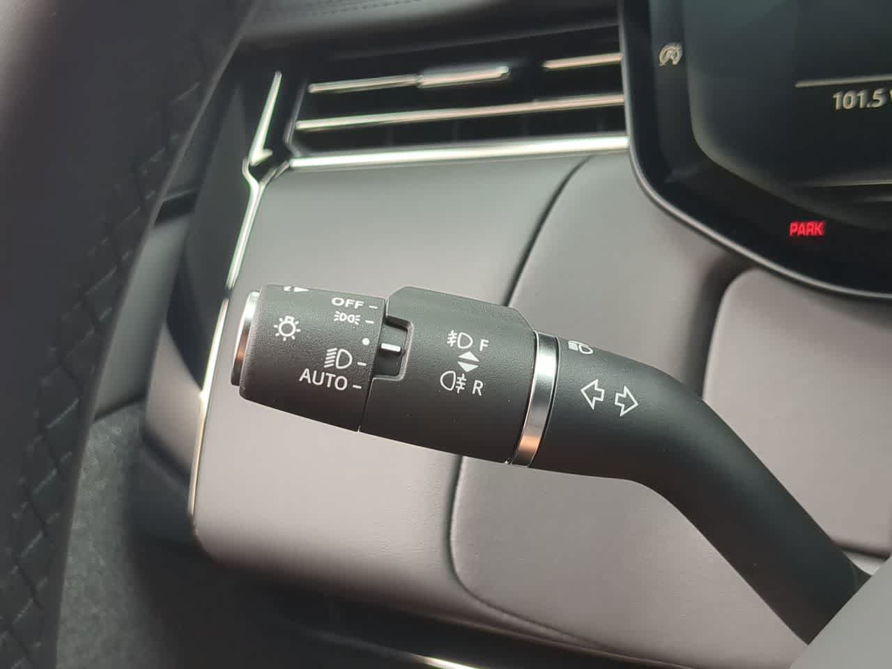 New 2026 Land Rover Range Rover Sport Dynamic SE AWD/4WD image 29