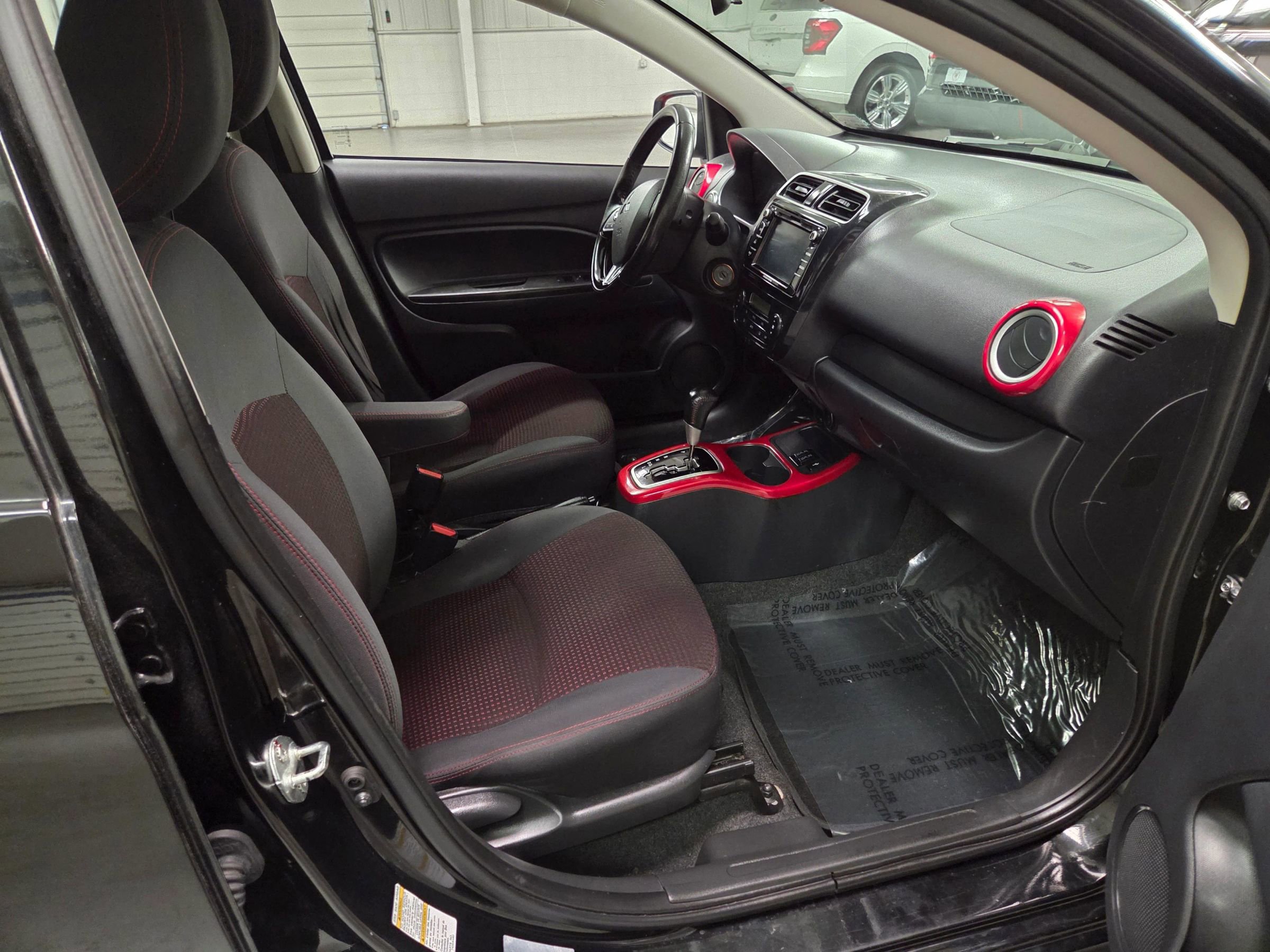 Used 2020 Mitsubishi Mirage LE image 31