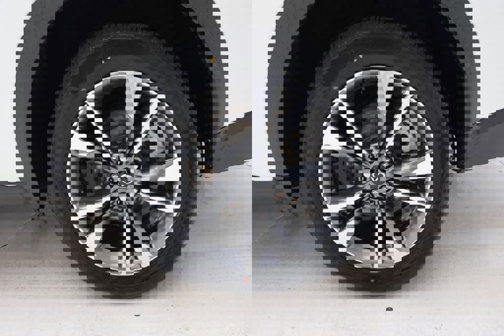 Used 2024 INFINITI QX60 Luxe image 10