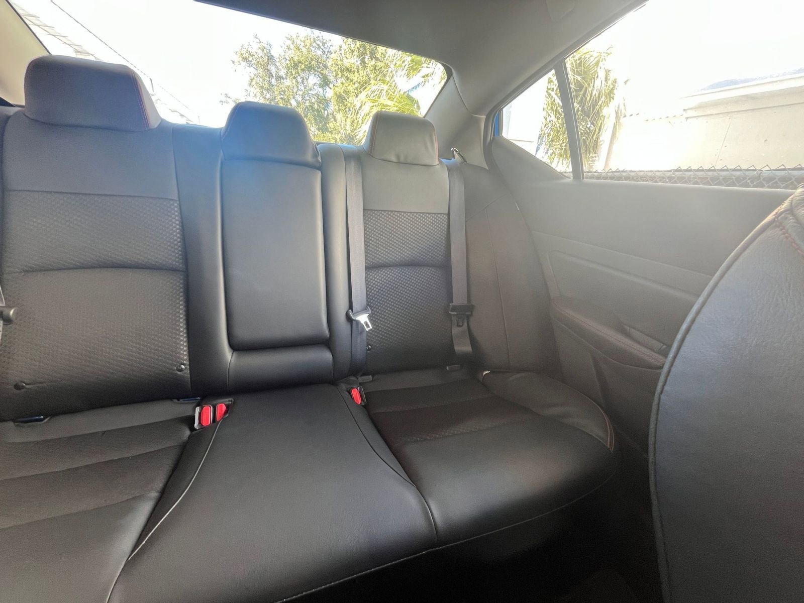 Used 2025 Nissan Altima 2.5 SR image 37