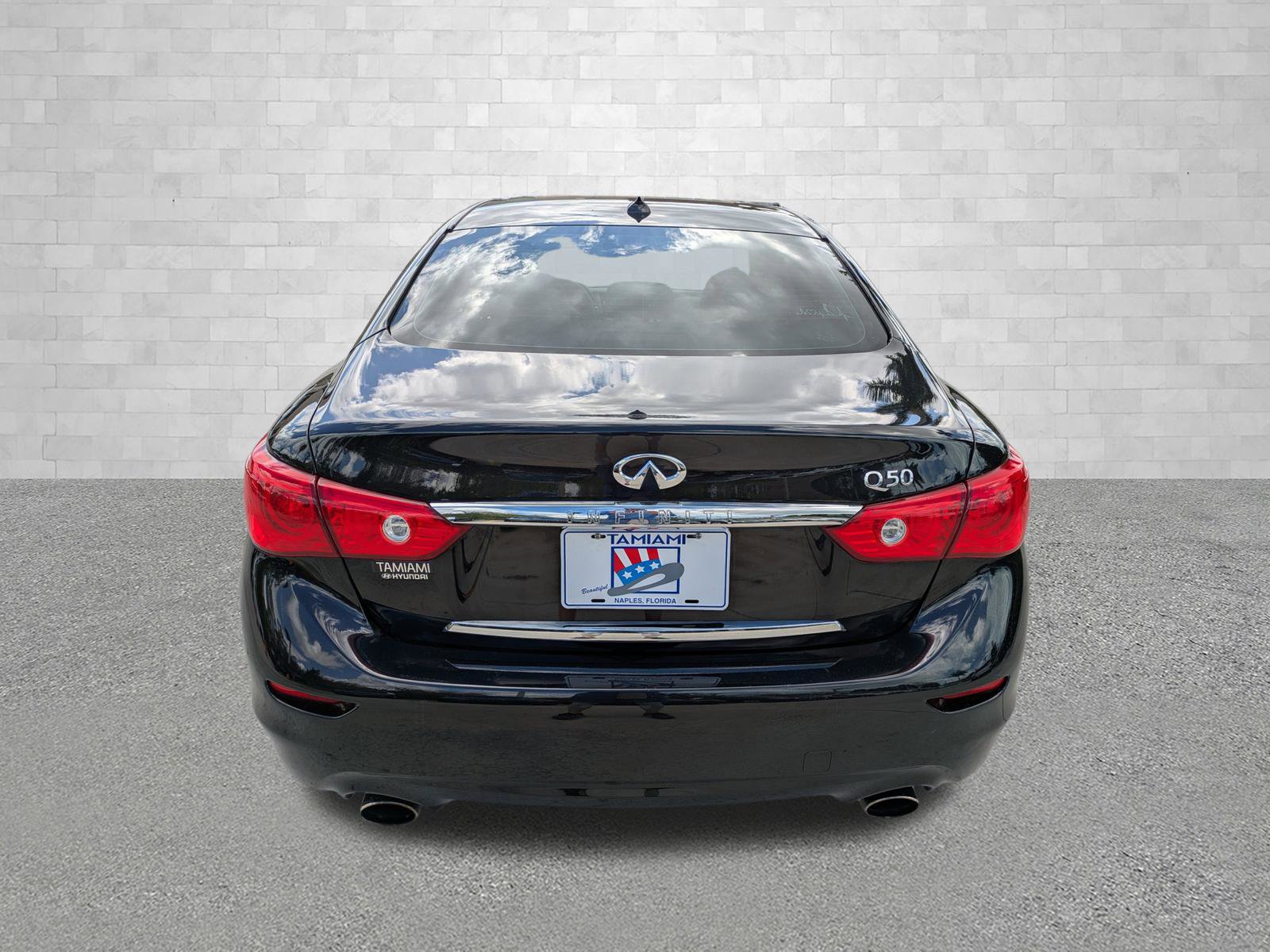 Used 2017 INFINITI Q50 3.0t Premium w/ 3.0T Premium Plus Package image 3