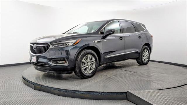 Used 2020 Buick Enclave Essence w/ Sound and Sites Package AWD/4WD image 2
