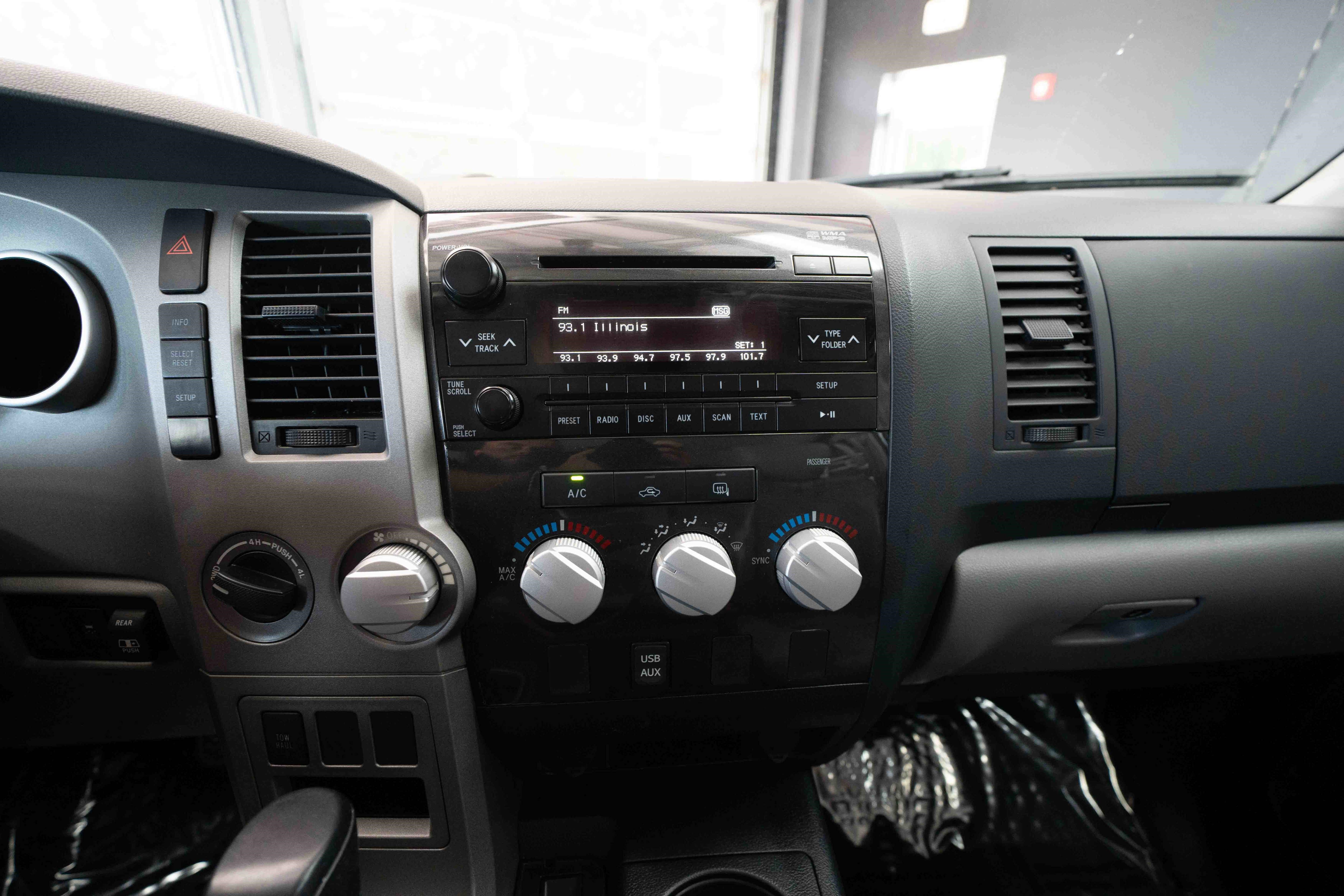 Used 2013 Toyota Tundra 4x4 Double Cab w/ TRD Off-Road Pkg image 17