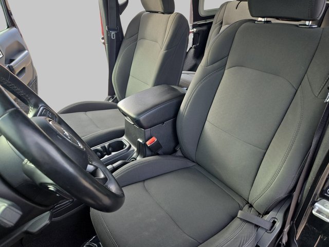 Used 2022 Jeep Wrangler Unlimited Sport image 17