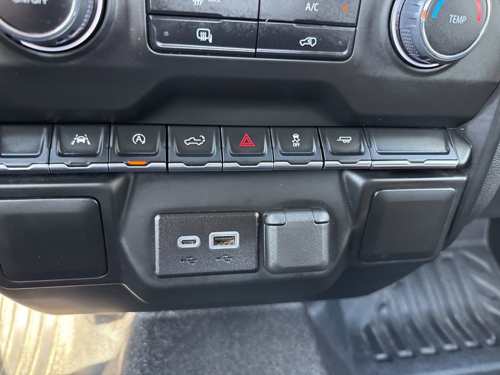 Used 2025 Chevrolet Silverado 1500 W/T image 28