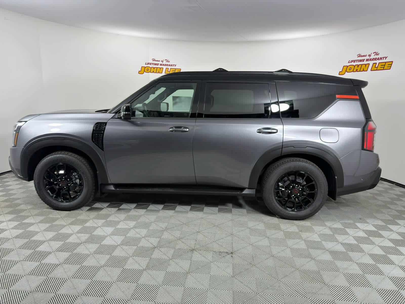 New 2026 Nissan Armada PRO-4X image 2