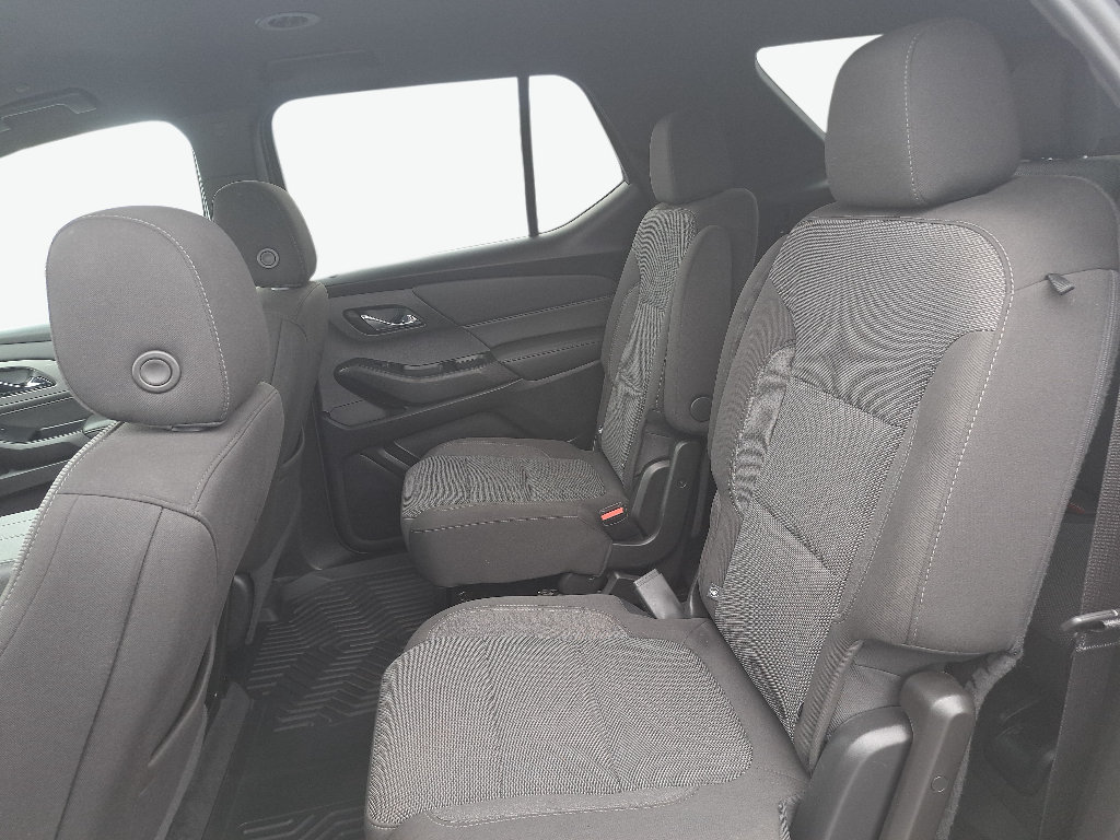 Used 2023 Chevrolet Traverse LT AWD/4WD image 16