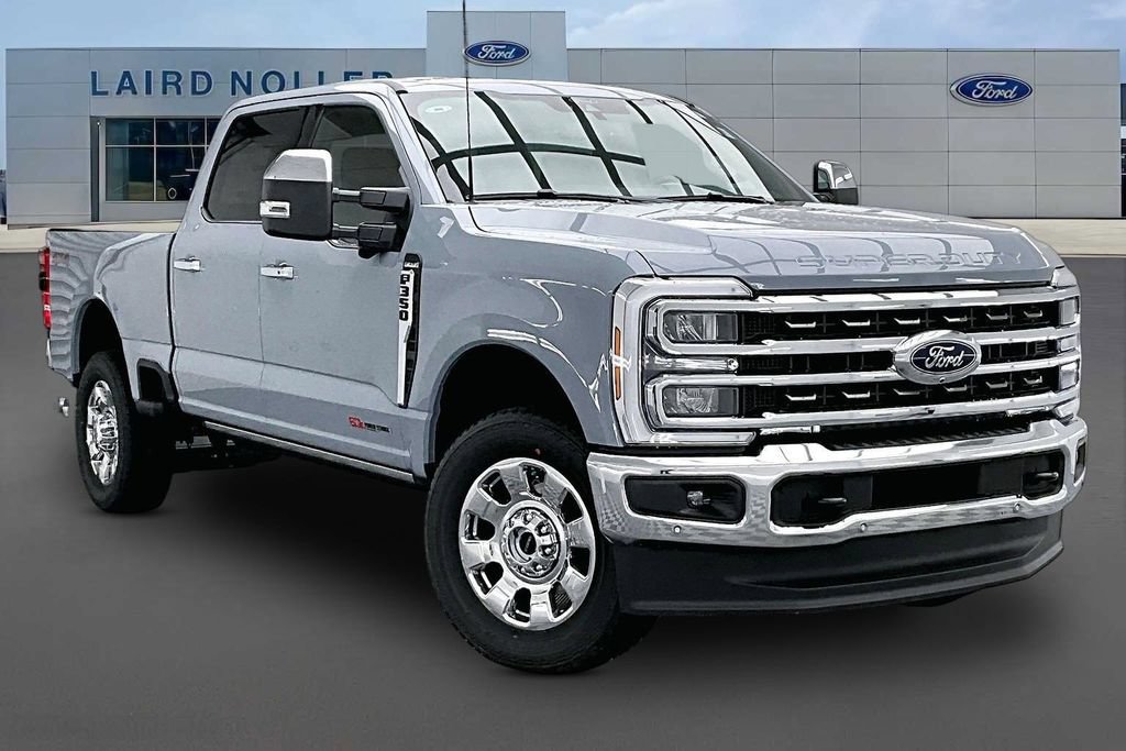 New 2026 Ford F350 King Ranch w/ Chrome Package AWD/4WD image 2