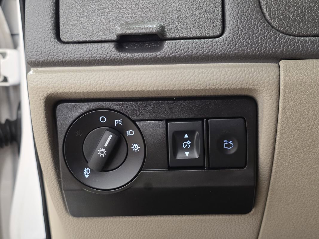 Used 2012 Ford Fusion SEL AWD/4WD image 27