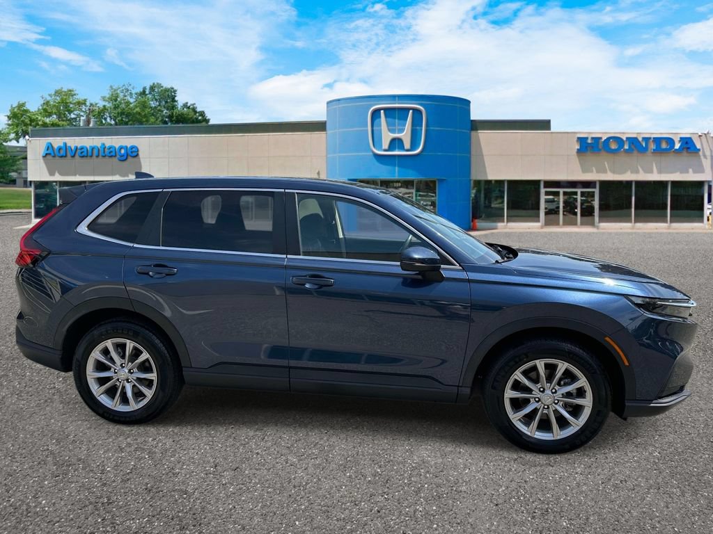 Used 2024 Honda CR-V EX image 3
