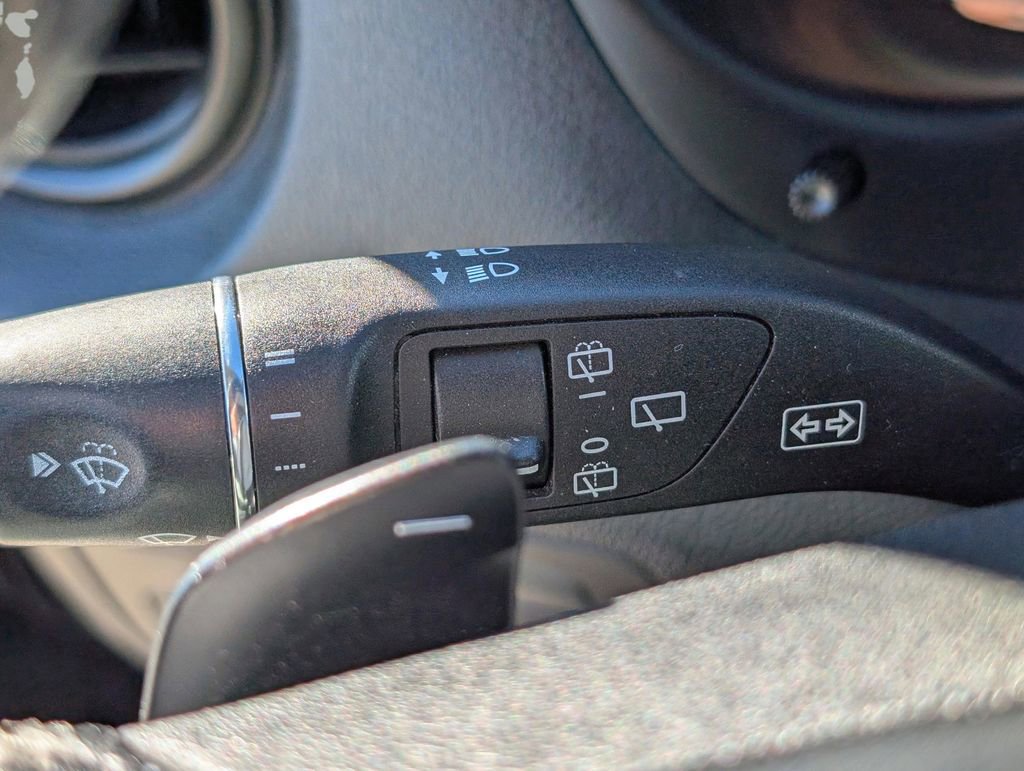 Used 2020 Mercedes-Benz Metris Passenger w/ Premium Safety Package image 25