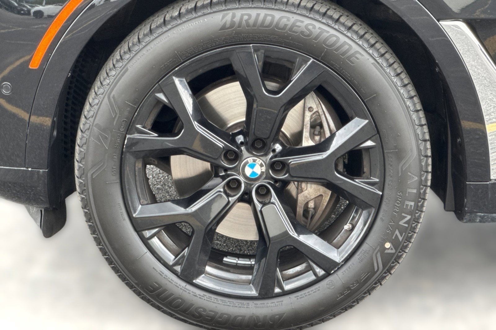 Certified 2023 BMW X7 xDrive40i w/ Premium Package AWD/4WD image 11