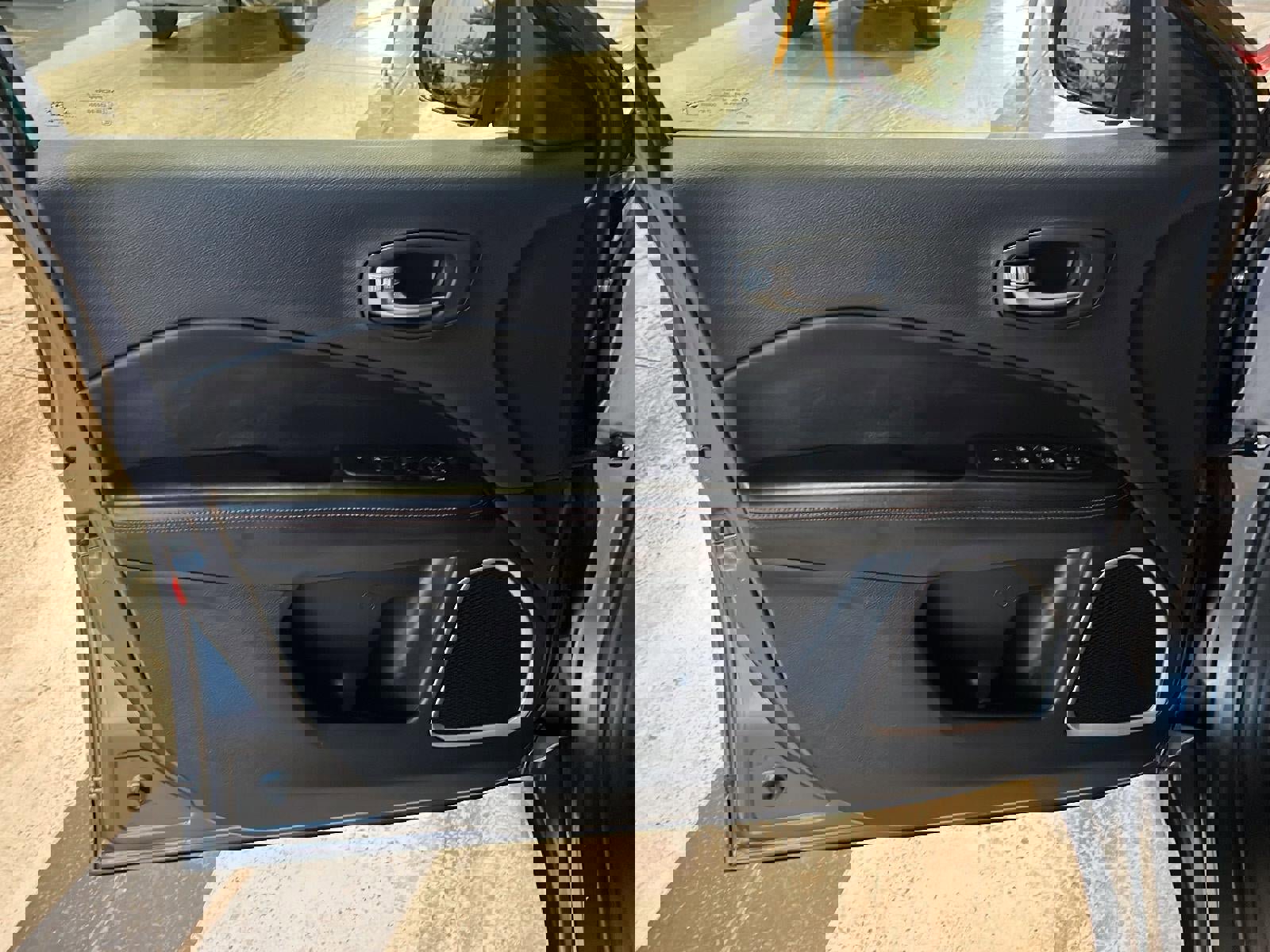 Used 2019 Jeep Compass Limited image 13