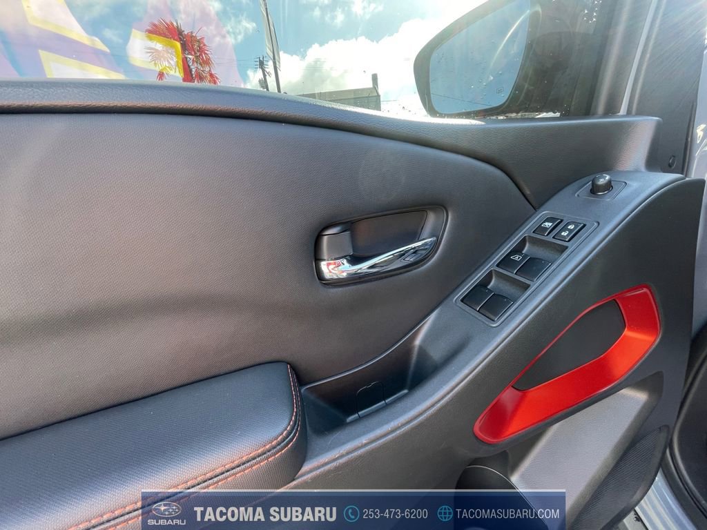 Used 2023 Nissan Frontier PRO-4X w/ Pro Convenience Package image 11