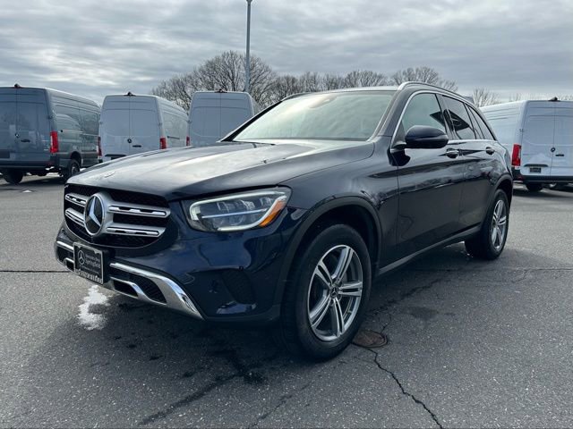Used 2021 Mercedes-Benz GLC 300 4MATIC image 3
