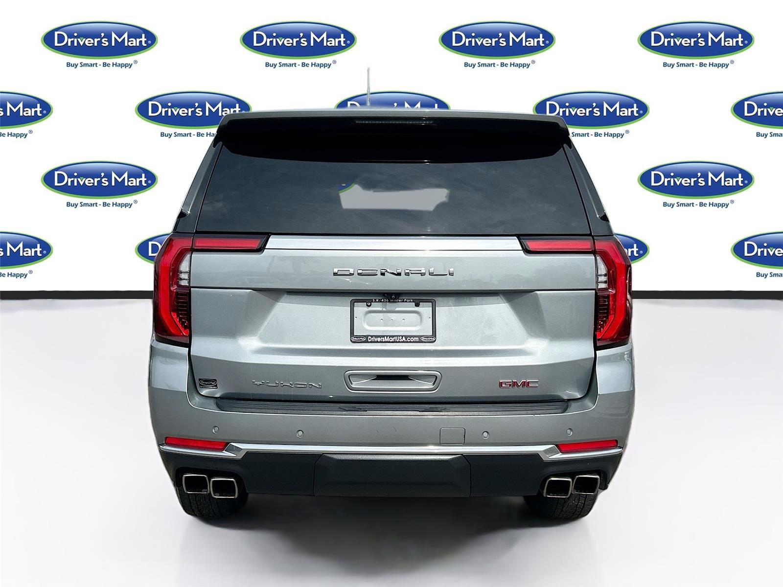 Used 2025 GMC Yukon Denali RWD image 6
