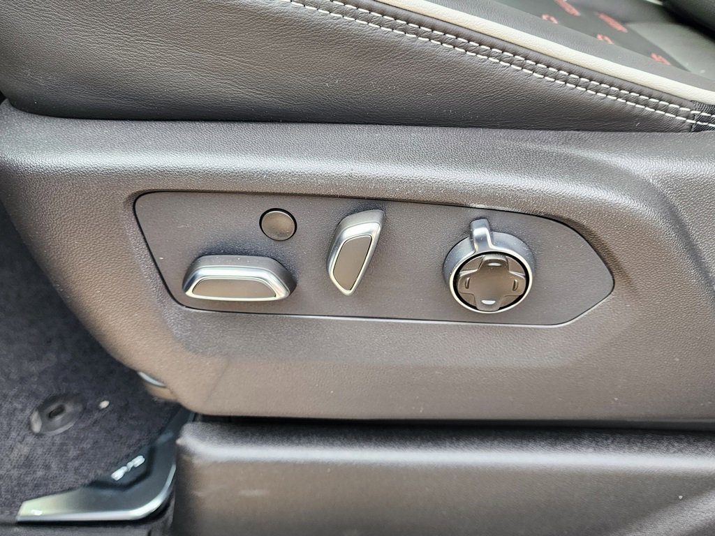 New 2026 GMC Yukon AT4 Ultimate image 18