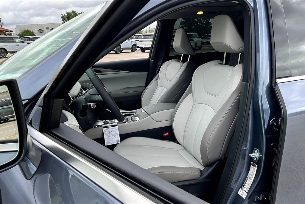 New 2026 INFINITI QX60 Luxe FWD image 17