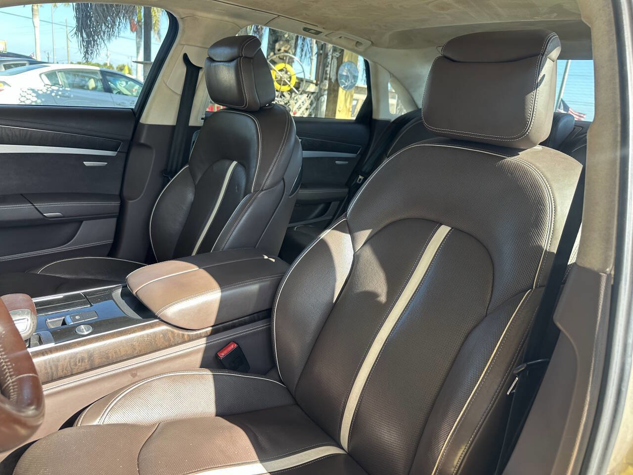 Used 2012 Audi A8 L 4.2 image 12