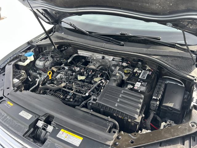 Used 2023 Volkswagen Tiguan SE image 31
