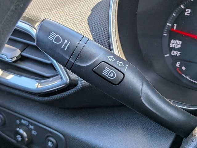 Used 2022 Chevrolet TrailBlazer LT image 24