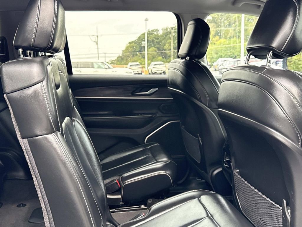 Used 2021 Jeep Grand Cherokee L Limited image 20