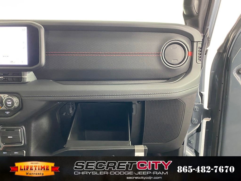 New 2026 Jeep Gladiator Rubicon AWD/4WD image 30