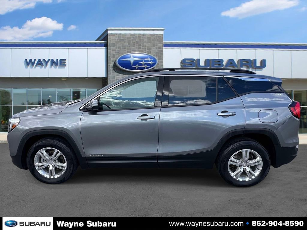 Used 2020 GMC Terrain SLE w/ Driver Convenience Package image 5