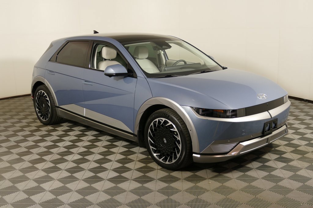 Used 2022 Hyundai Ioniq 5 Limited w/ Cargo Package image 1