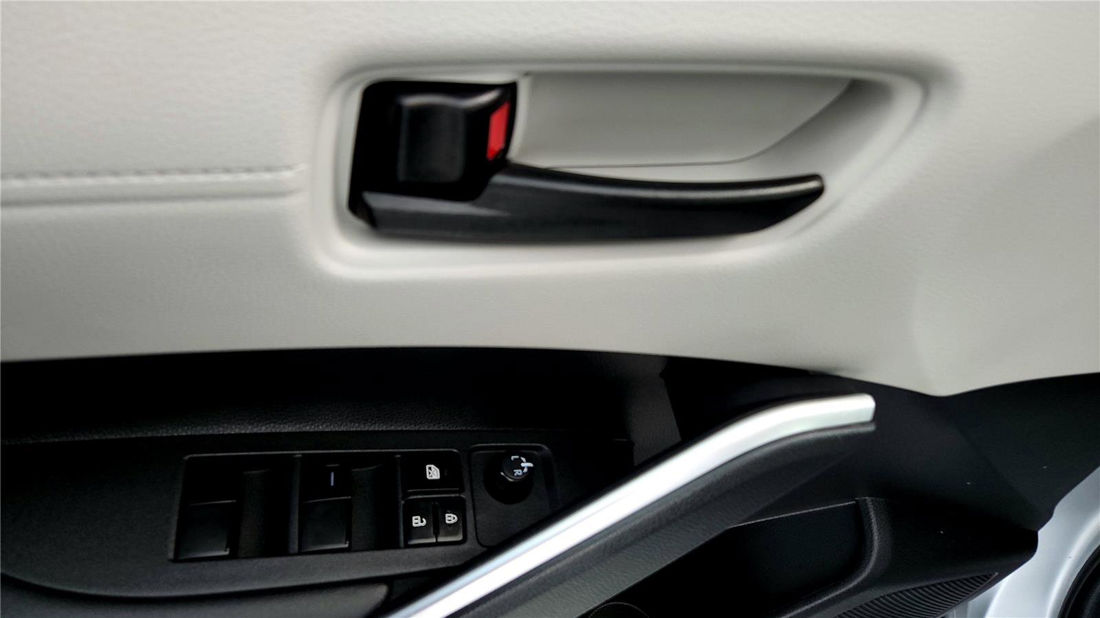 Certified 2023 Toyota Corolla Cross L image 31