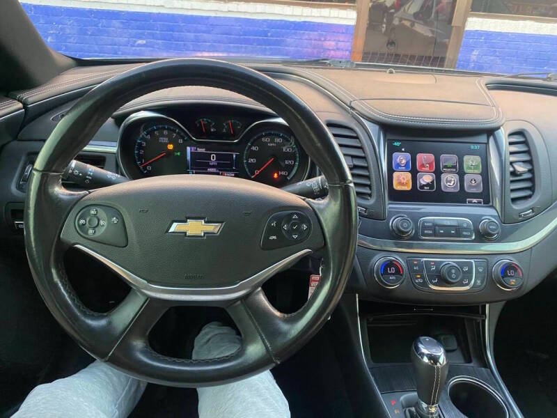 Used 2017 Chevrolet Impala LT w/ Leather Package FWD image 19