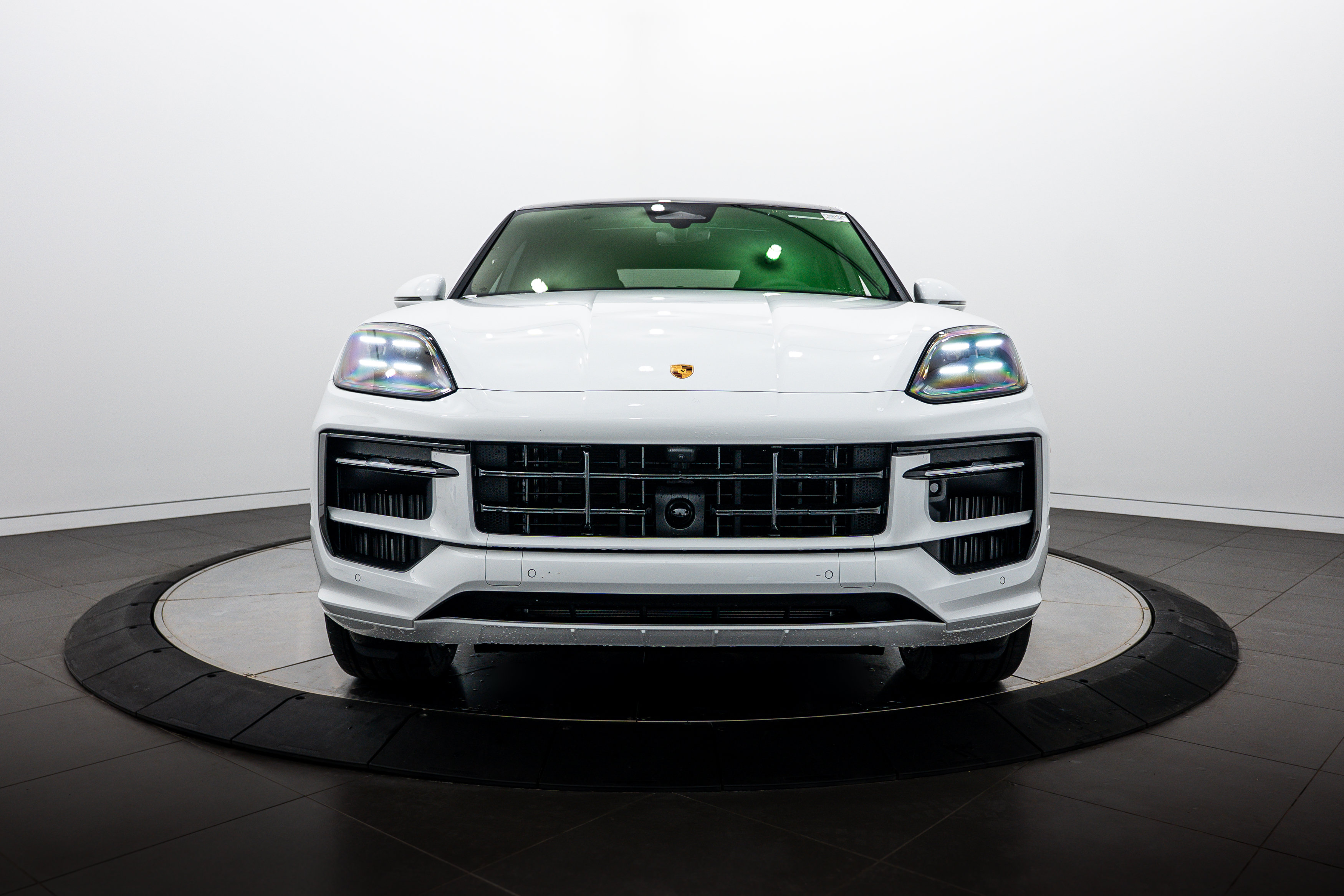 New 2026 Porsche Cayenne GTS AWD/4WD image 10