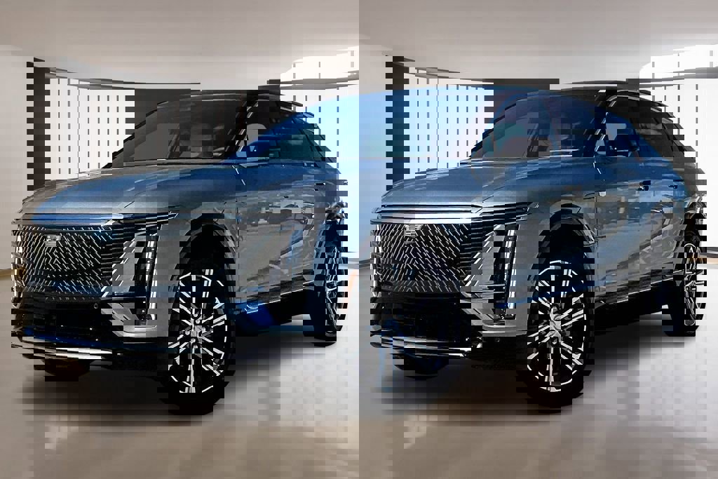 New 2026 Cadillac Lyriq Premium Luxury image 1