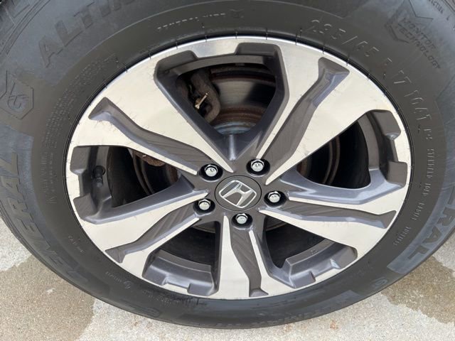 Used 2017 Honda CR-V LX image 7