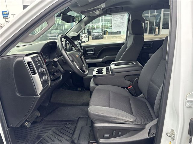 Used 2018 Chevrolet Silverado 1500 LT w/ All Star Edition image 17