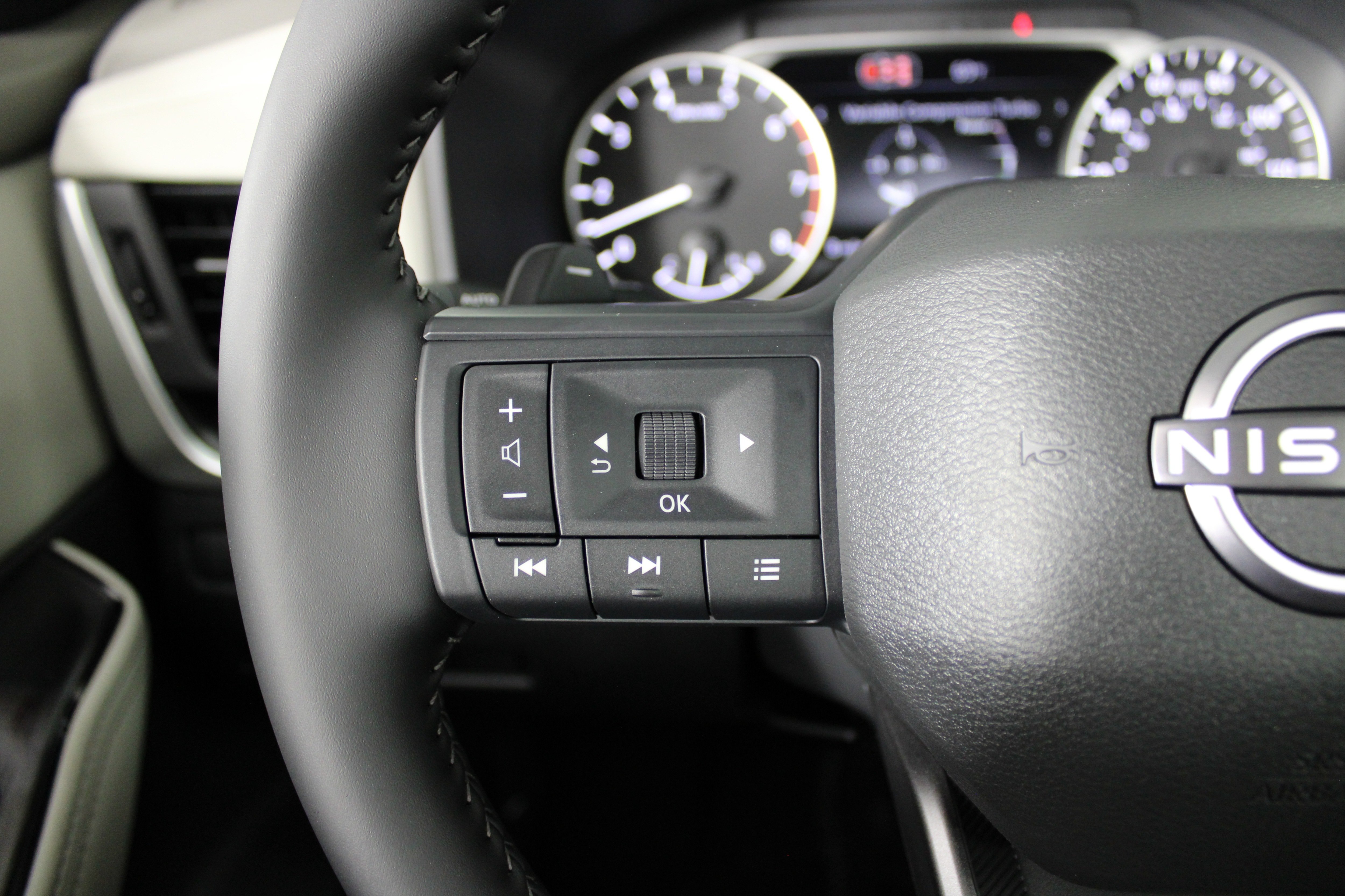 New 2026 Nissan Rogue Dark Armor FWD image 15