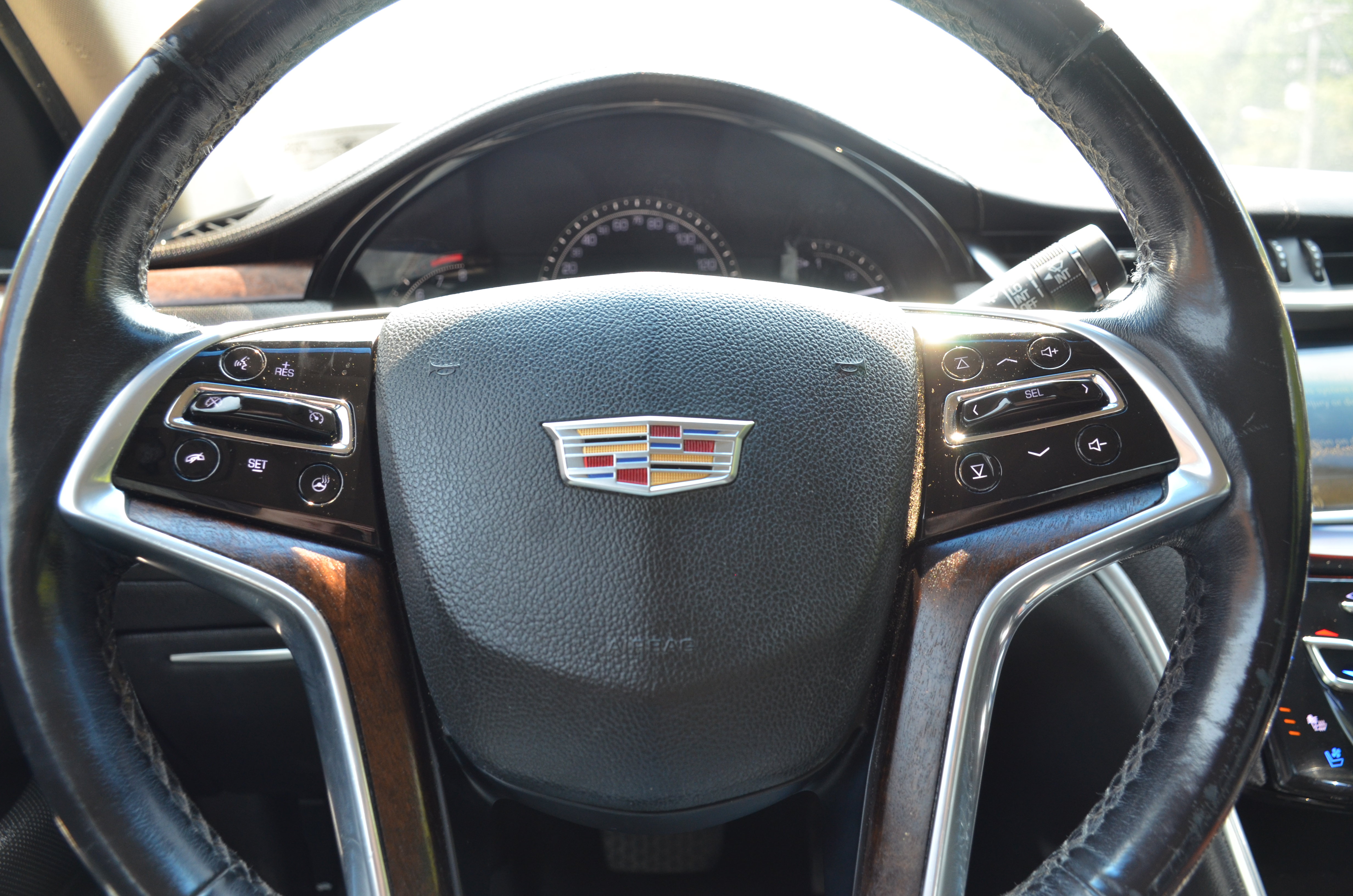 Used 2018 Cadillac XTS Luxury AWD/4WD image 37