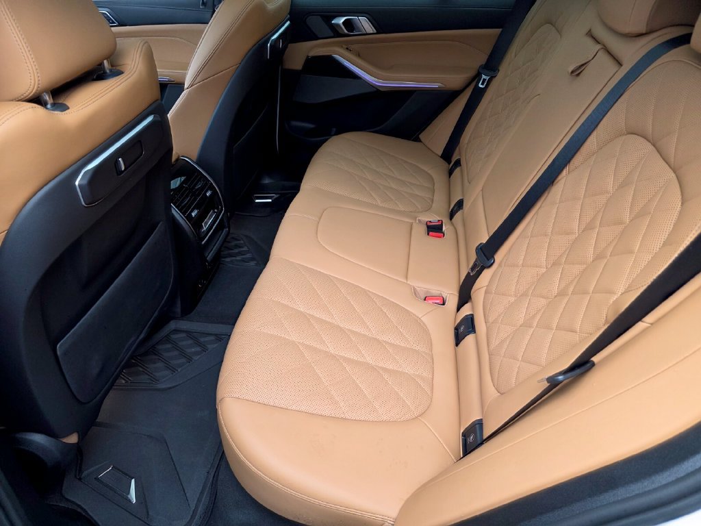 Certified 2025 BMW X5 sDrive40i w/ M Sport Package RWD image 14