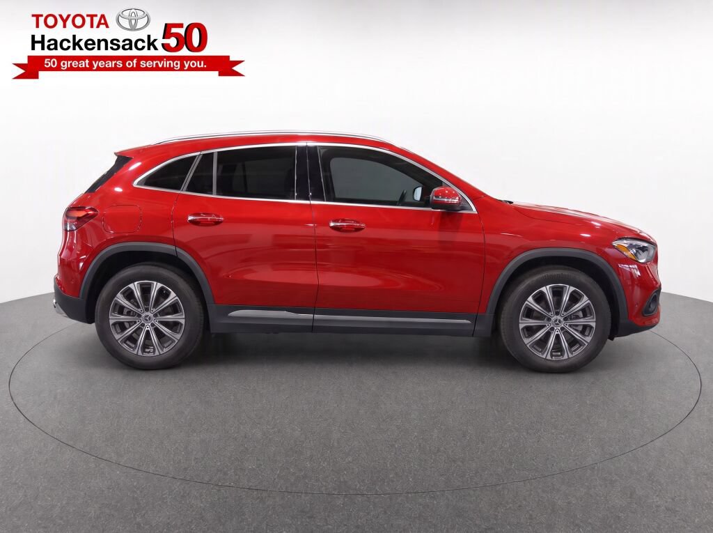 Used 2023 Mercedes-Benz GLC 300 4MATIC image 8