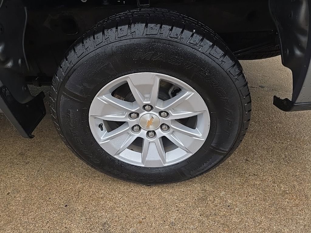 Used 2025 Chevrolet Silverado 1500 LT image 33