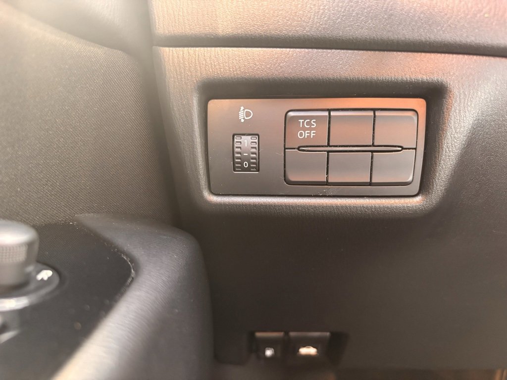 Used 2018 MAZDA CX-5 Sport image 12