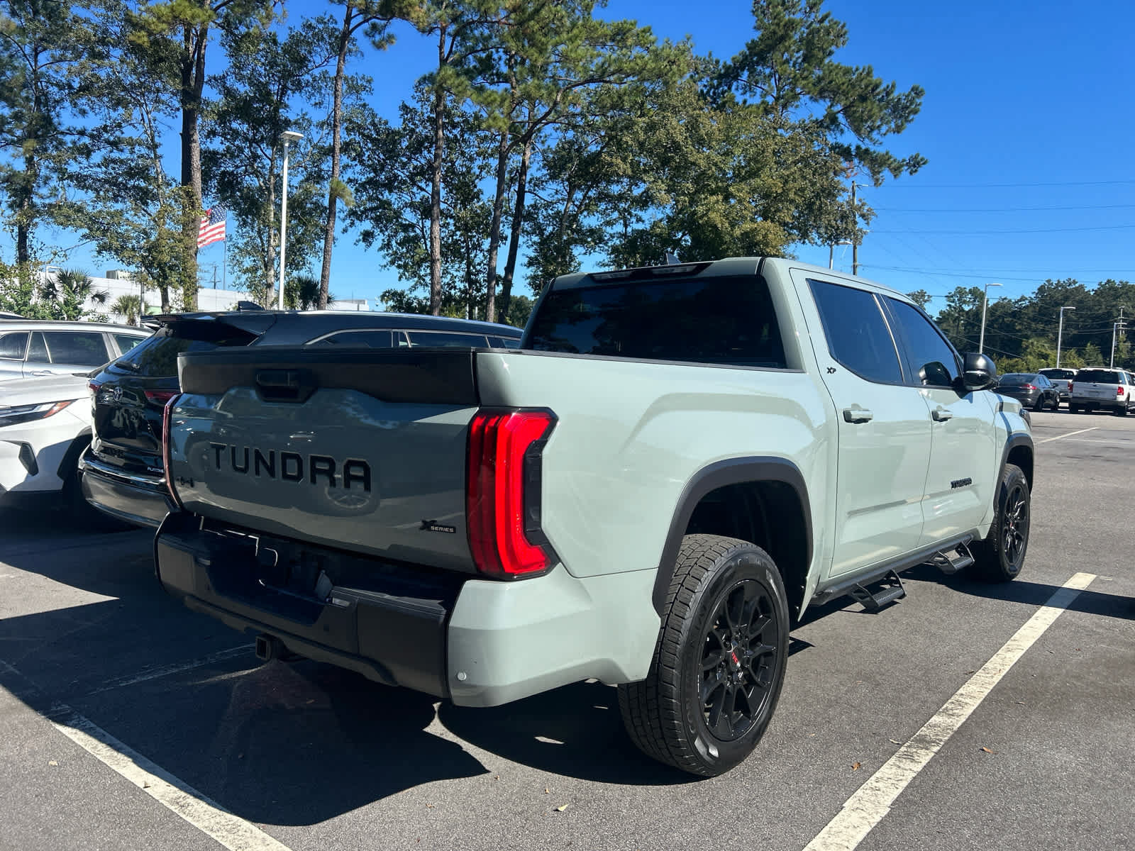 Used 2024 Toyota Tundra SR5 w/ SR5 Premium Package AWD/4WD image 5