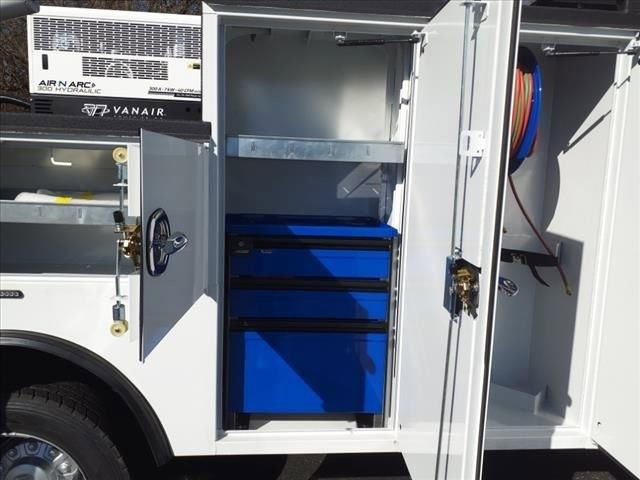 New 2024 RAM 5500 Tradesman image 7