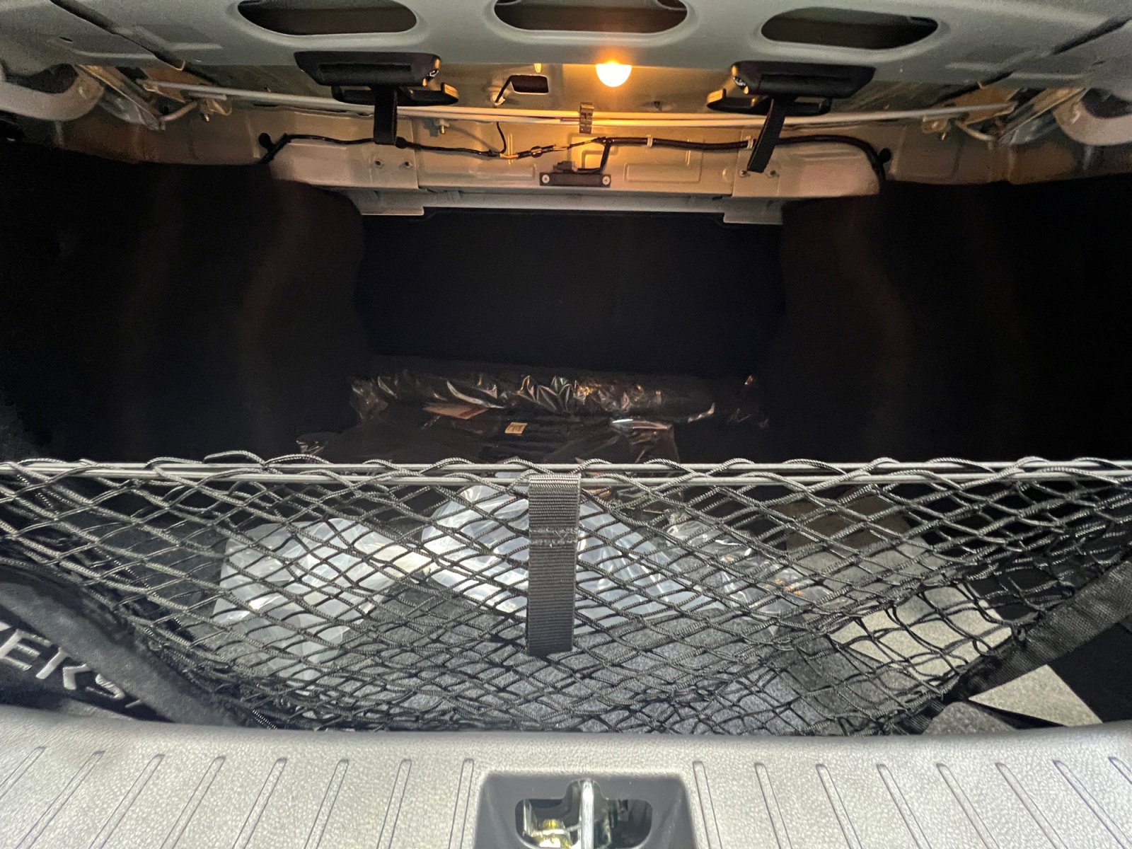 New 2025 Nissan Versa SV w/ Trunk Package image 34