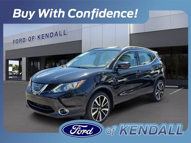 Used 2017 Nissan Rogue Sport SL w/ SL Premium Package FWD image 1